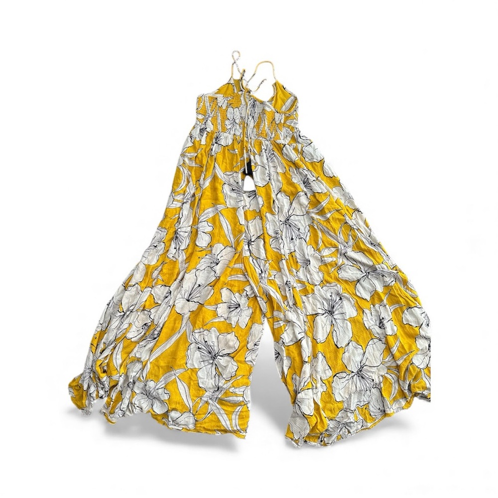 Free People | Say You Love Me Floral Onesie
Yellow floral romper NWT Small - Picture 5 of 8